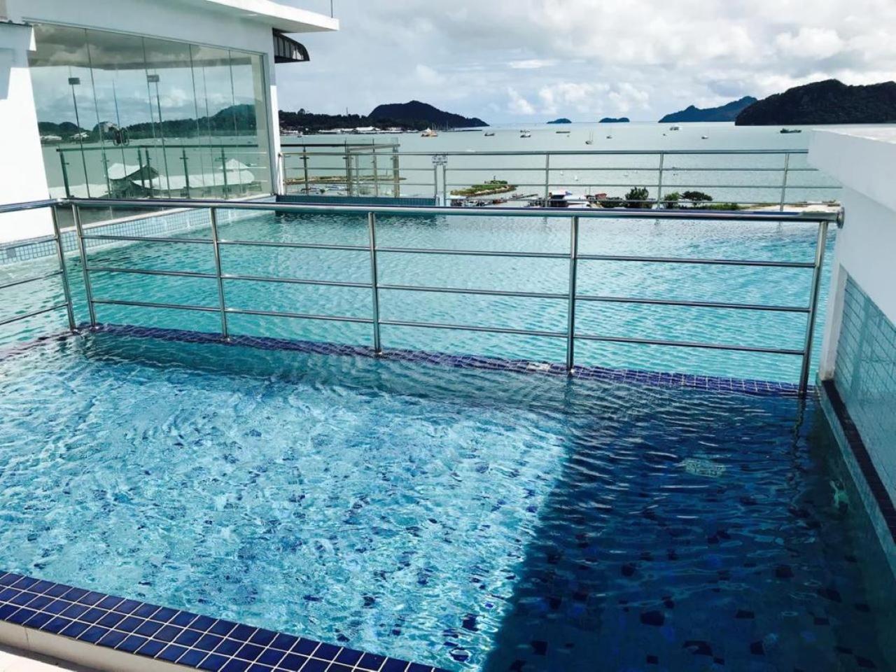 Maya Seaview Families Suite Apartment + Sky Pool Kuah Zewnętrze zdjęcie